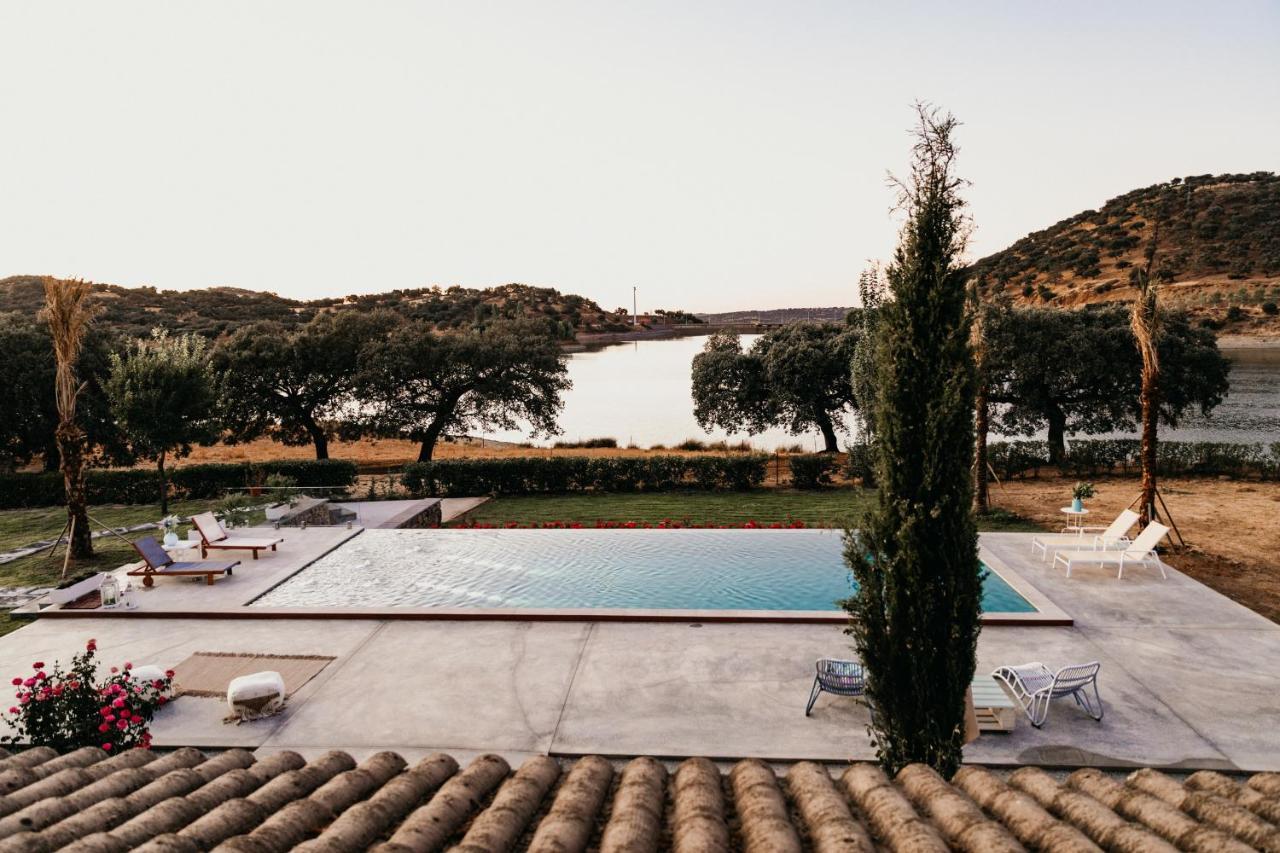 Casa Rural Alcornocalejo Монестерио Экстерьер фото