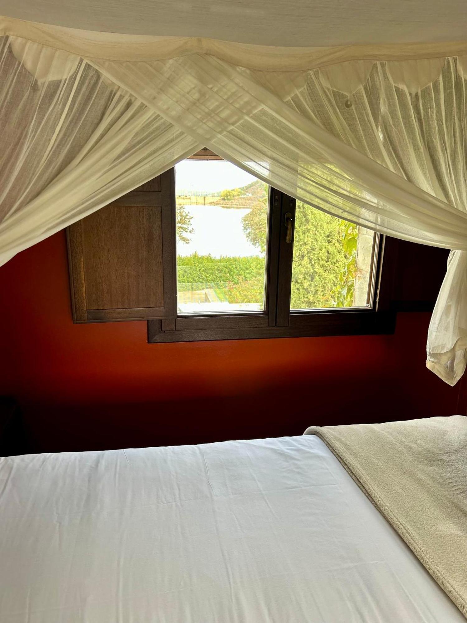 Casa Rural Alcornocalejo Монестерио Экстерьер фото